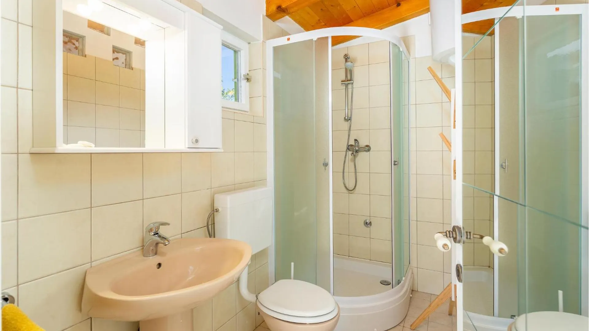 Holiday home 2 Bedroom Lovely Home In Punta Kriza Nerezine