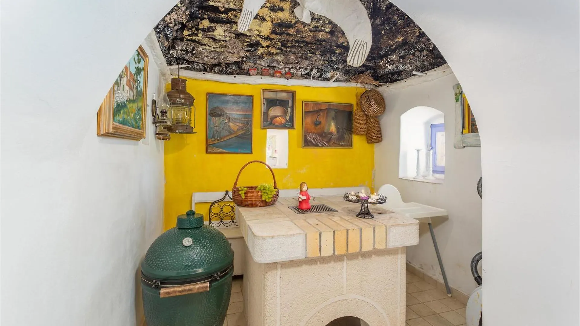 2 Bedroom Lovely Home In Punta Kriza Nerezine 0*,